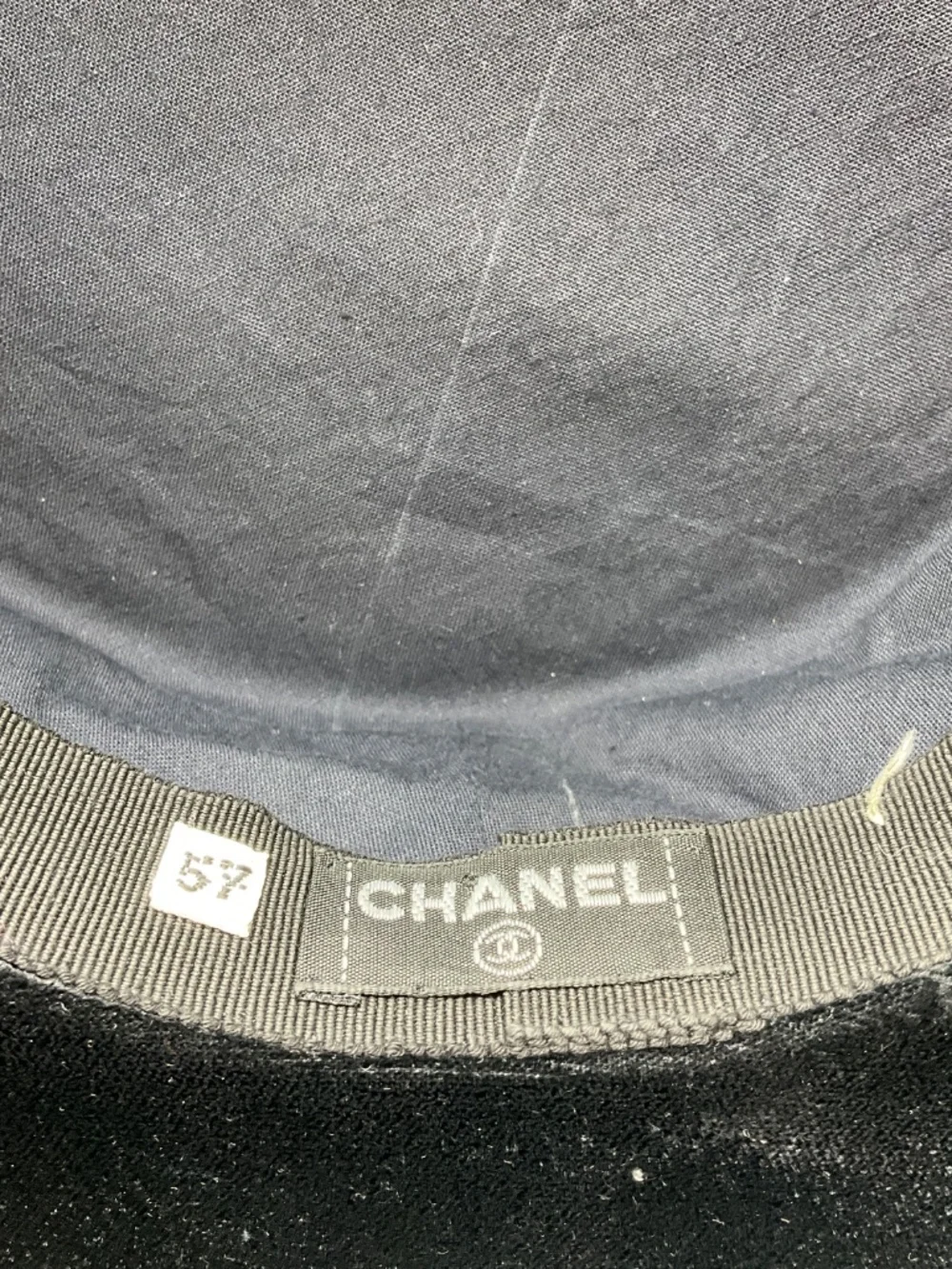 CHANEL VINTAGE RARE BLACK GROSGRAIN TRIMMED VELVET HAT